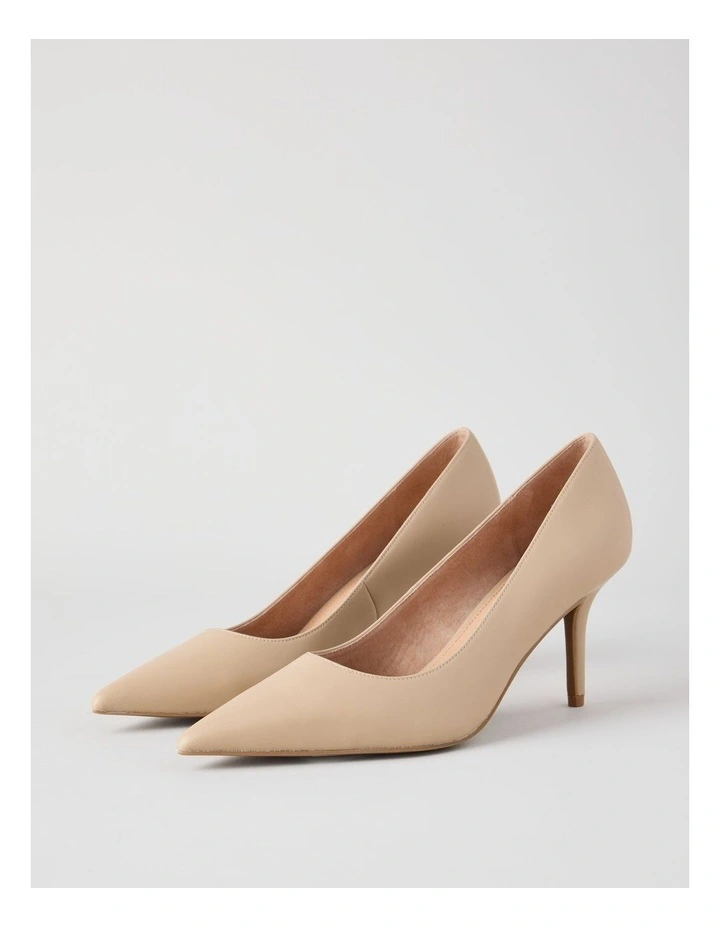 Victoria Heeled Shoes in Nude image 3