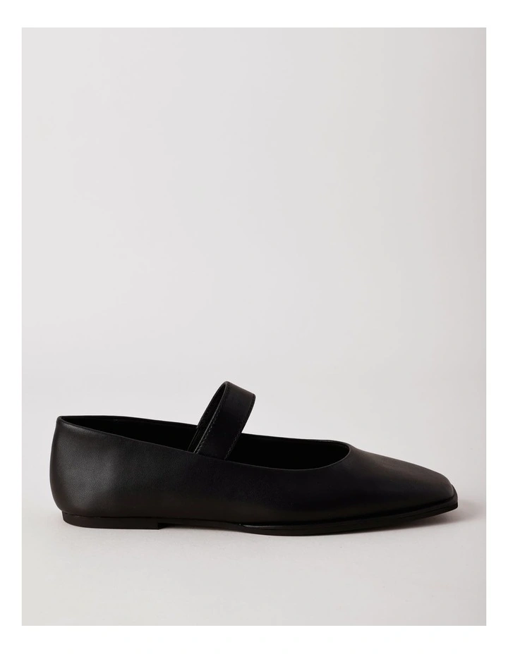 Monica Flat Shoes in Black Leather image 5