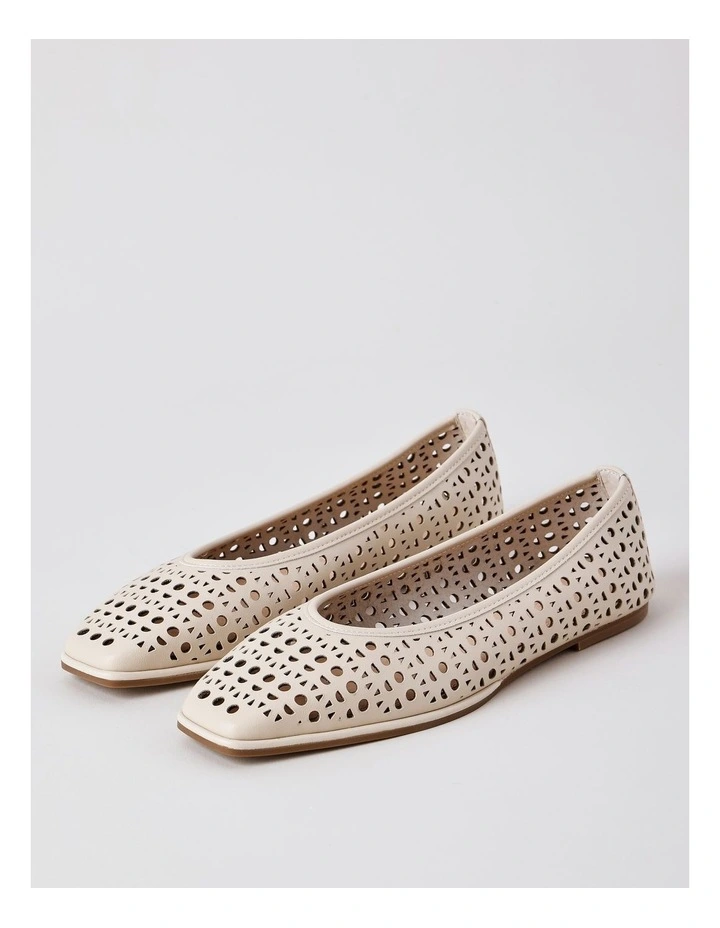 Marissa Flat Shoes in Ecru Leather image 3