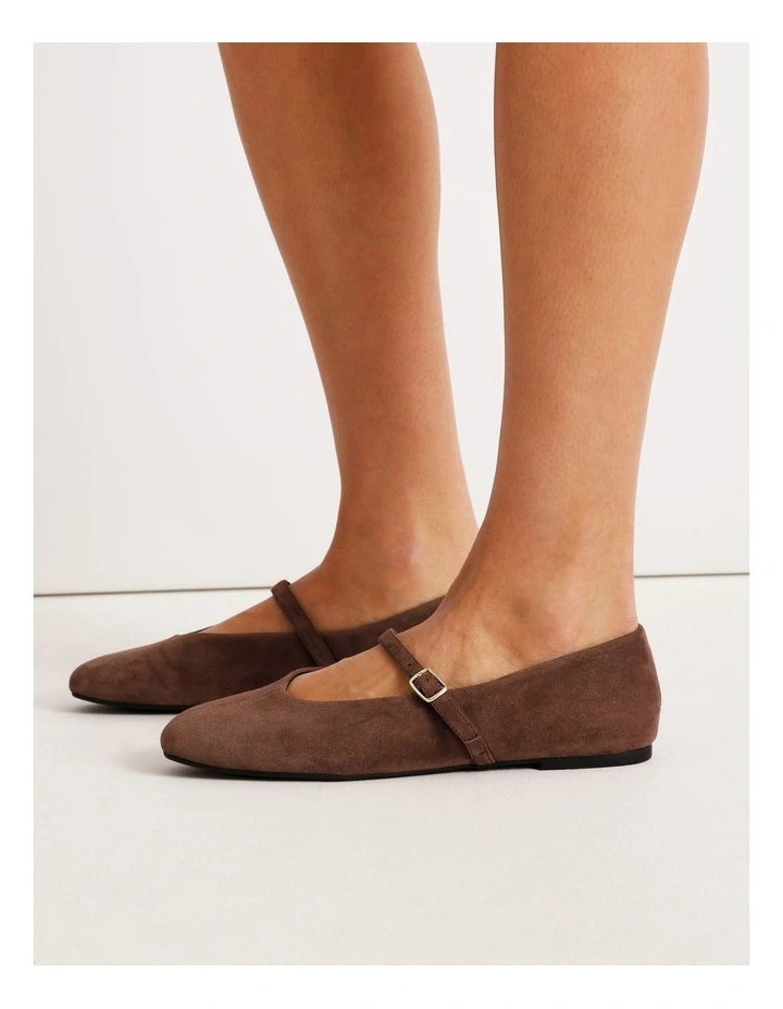 Shay Flat Shoes in Chocolate Suede image 2