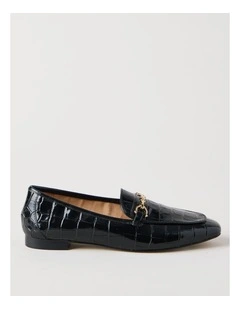 Melissa Flat Shoes in Black