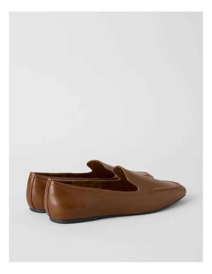 Ada Flat Shoes in Tan image 5