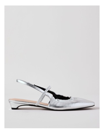 SILVER LEATHER colour