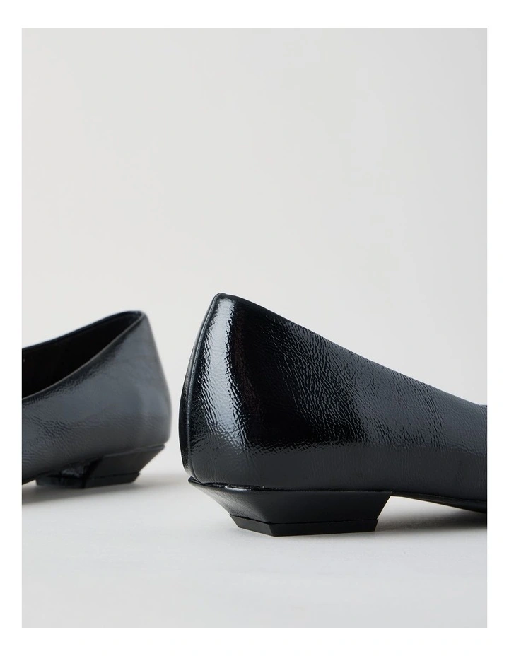 Christina Flat Shoes in Black image 4