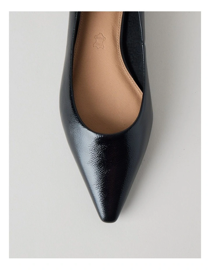 Christina Flat Shoes in Black image 6