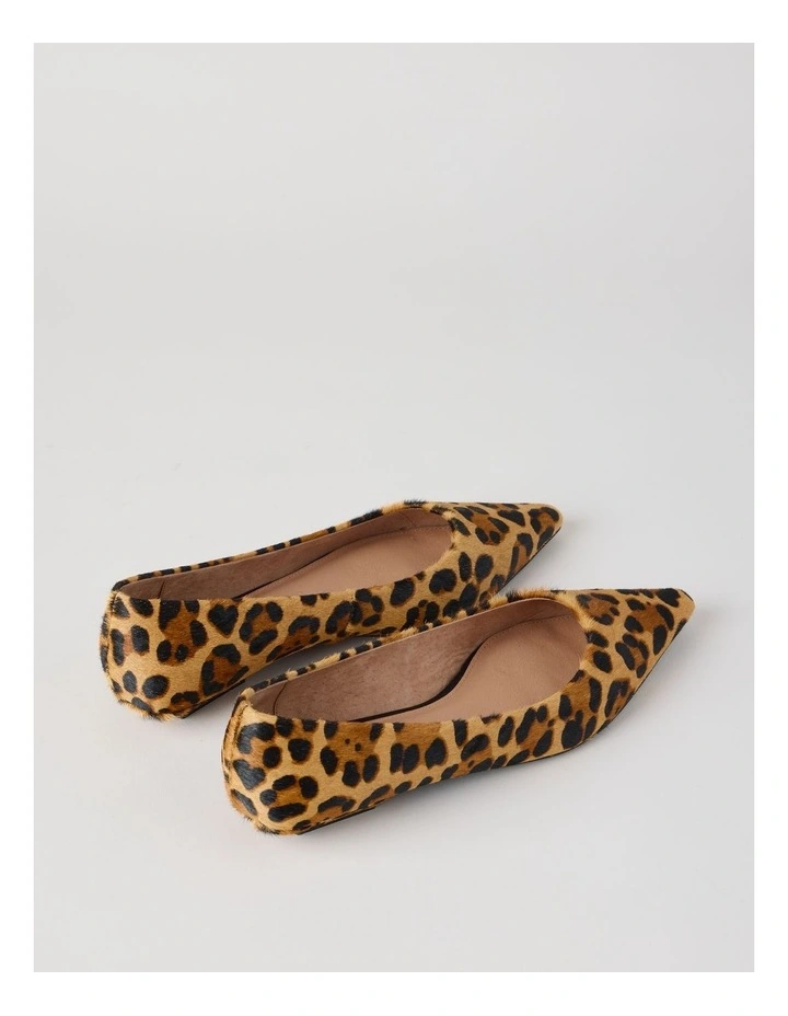 Christina Flat Shoes in Leopard image 5