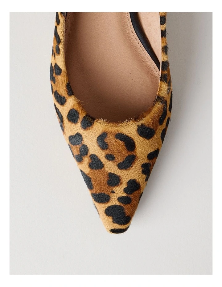 Christina Flat Shoes in Leopard image 6