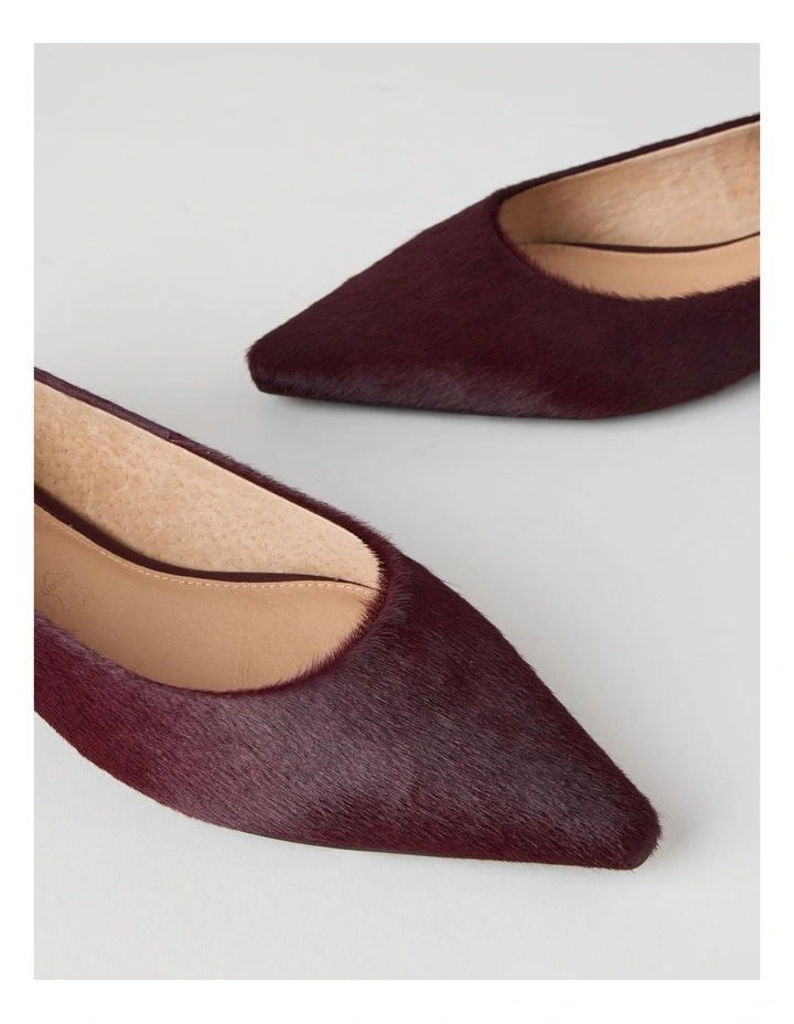 Christina Flat Shoes in Plum image 3
