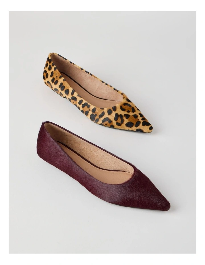 Christina Flat Shoes in Plum image 7