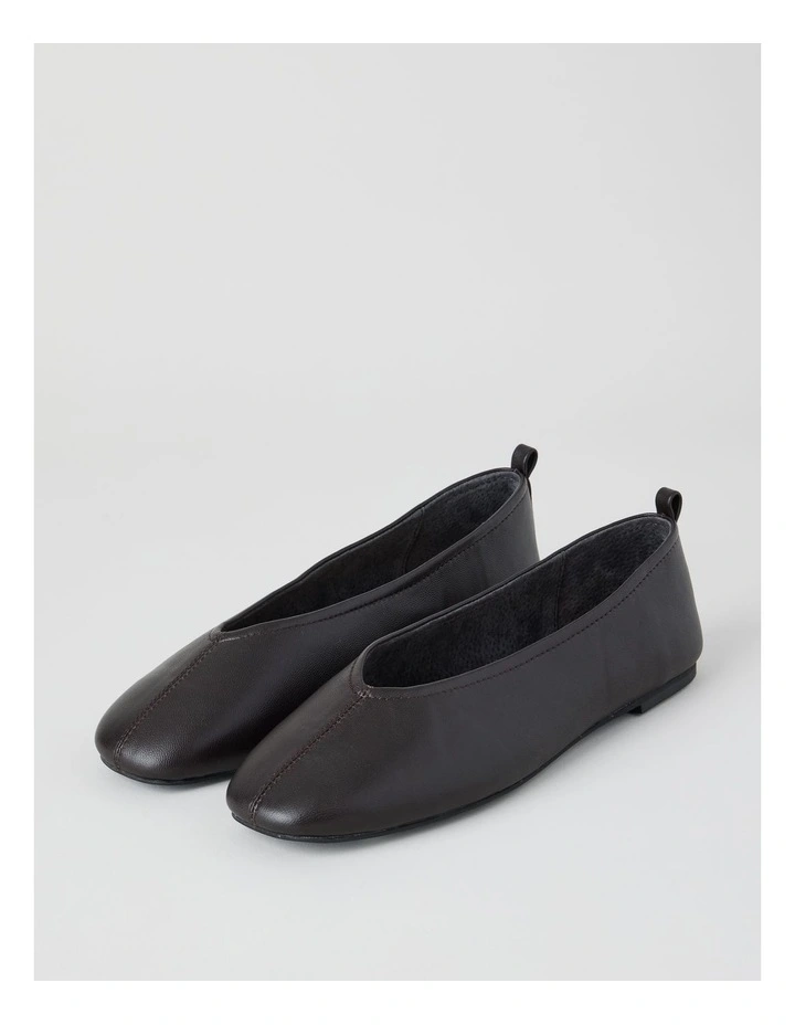 Erin Flat Shoes in Chocolate image 5