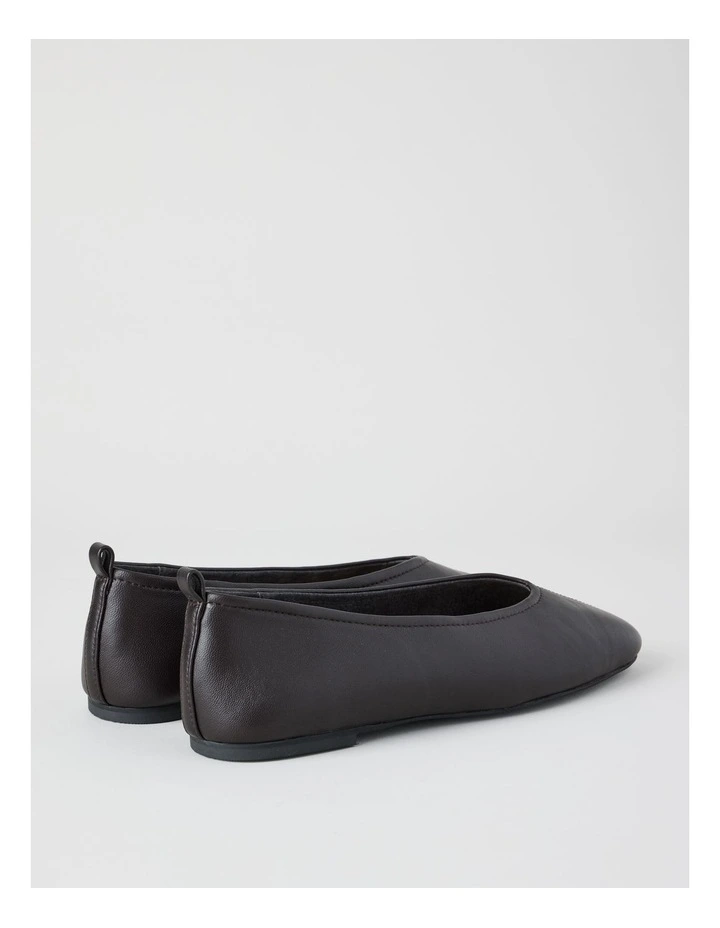 Erin Flat Shoes in Chocolate image 6