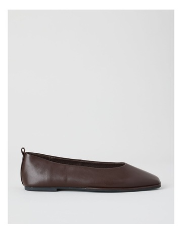 Chocolate colour
