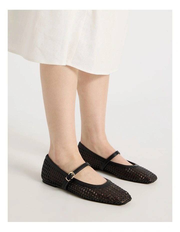 Nicole Flat Shoes in Black image 2
