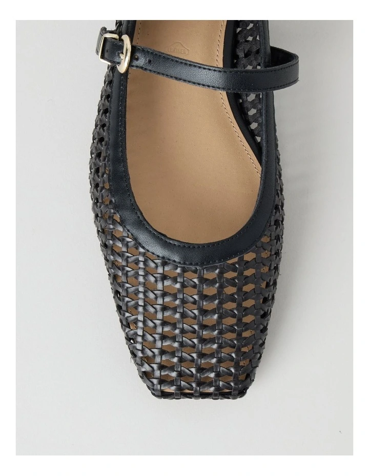 Nicole Flat Shoes in Black image 6