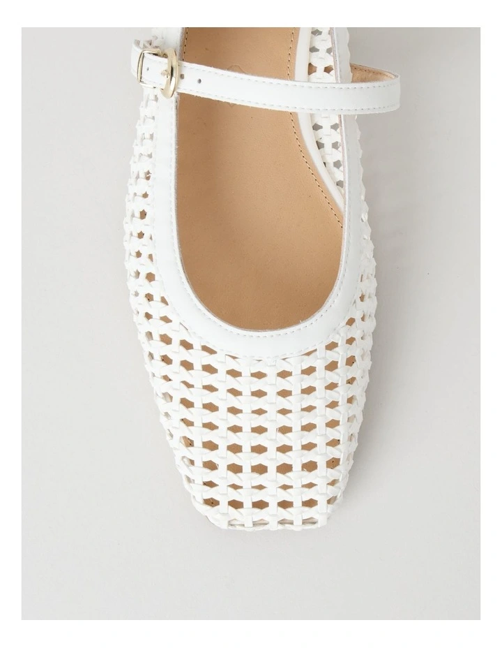 Nicole Flat Shoes in White image 6