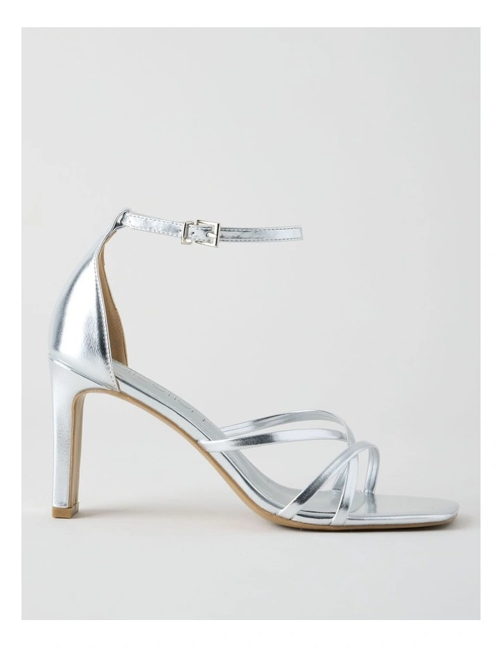 Dainty Sandal in Silver image 1
