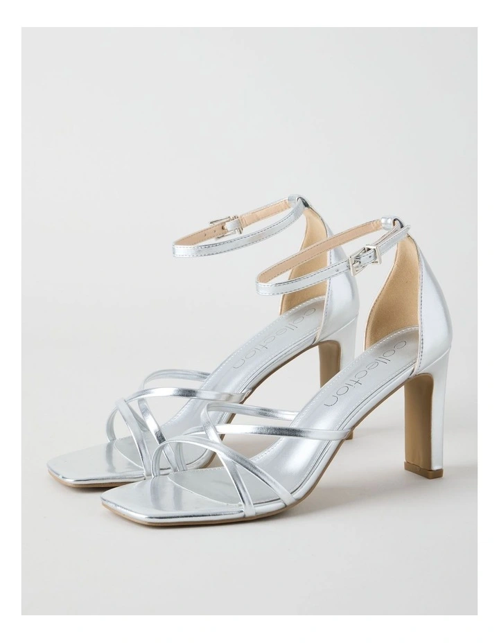 Dainty Sandal in Silver image 3