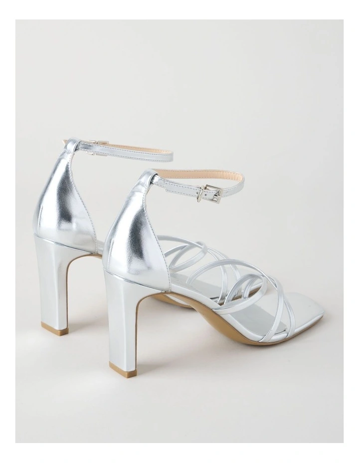 Dainty Sandal in Silver image 4