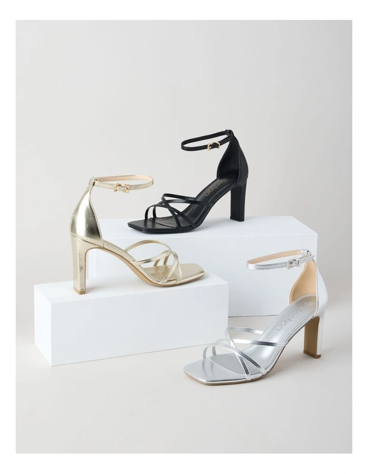 Dainty Sandal in Silver image 7