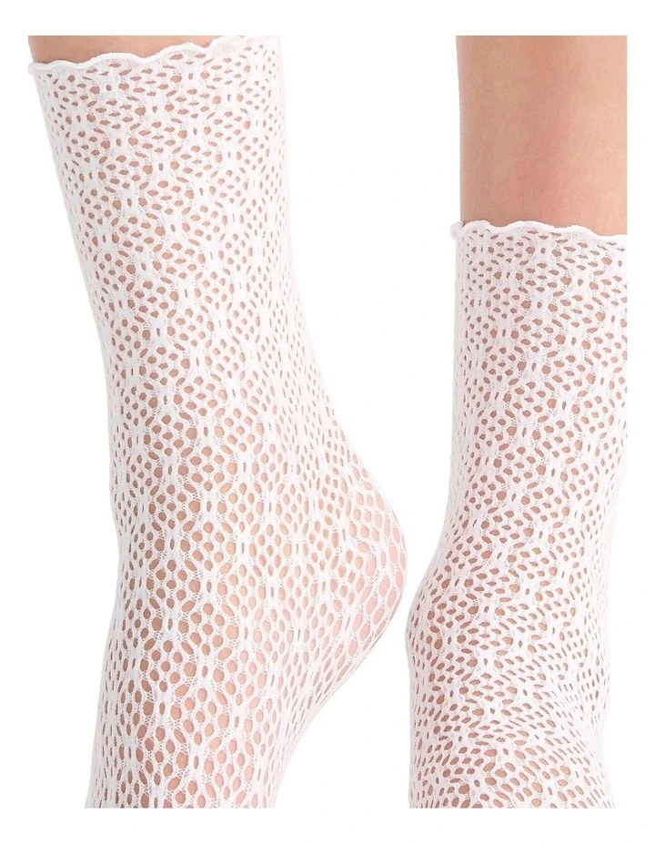 Crochet Net Anklet in White image 4