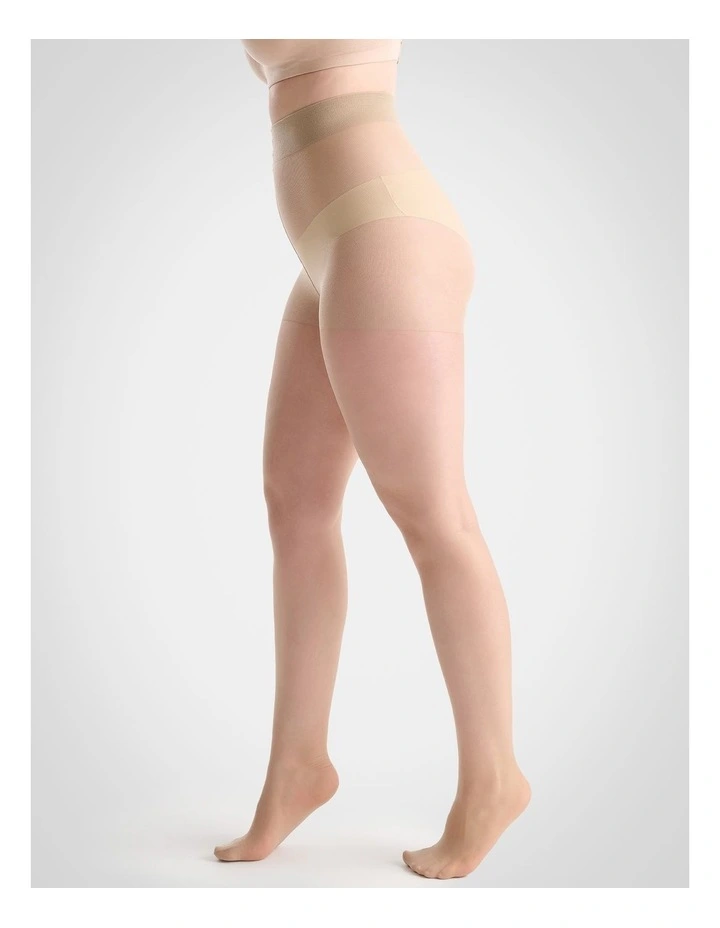 Extra Fuller Figure Sheer Pantyhose in Natural image 4