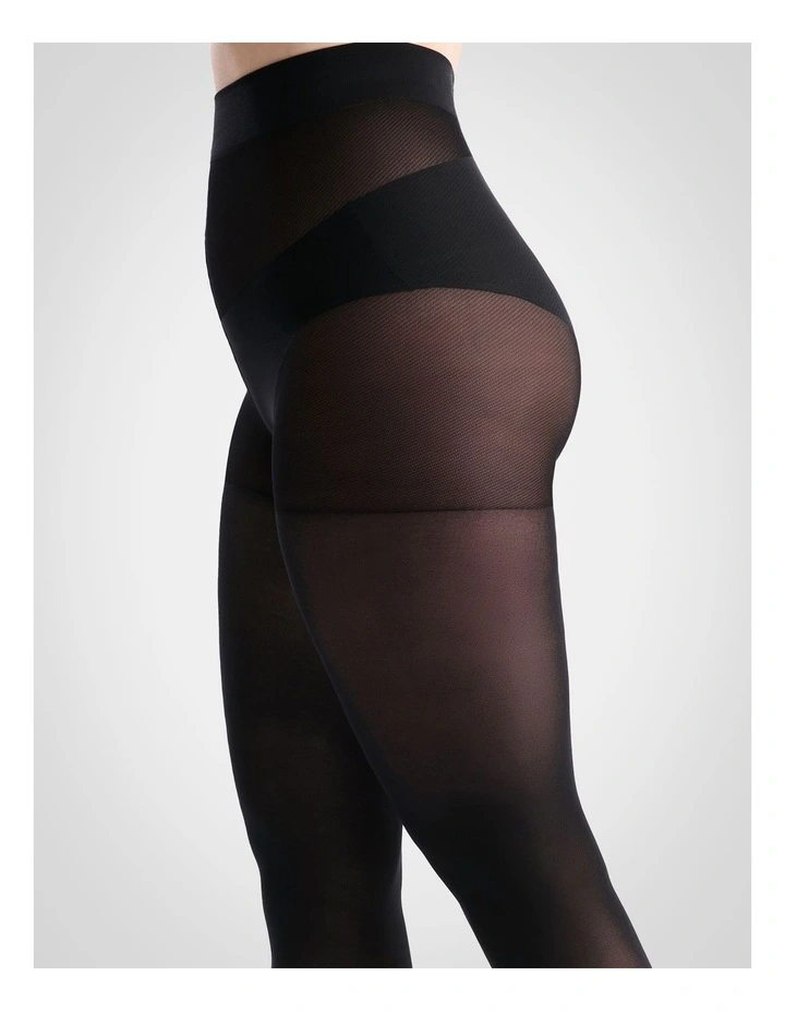 Extra Fuller Figure Opaque Pantyhose in Nero image 5