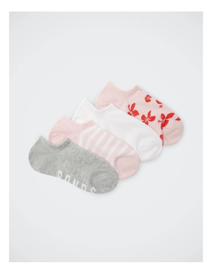 Women's Pattern No Show Socks 4 Pack image 2