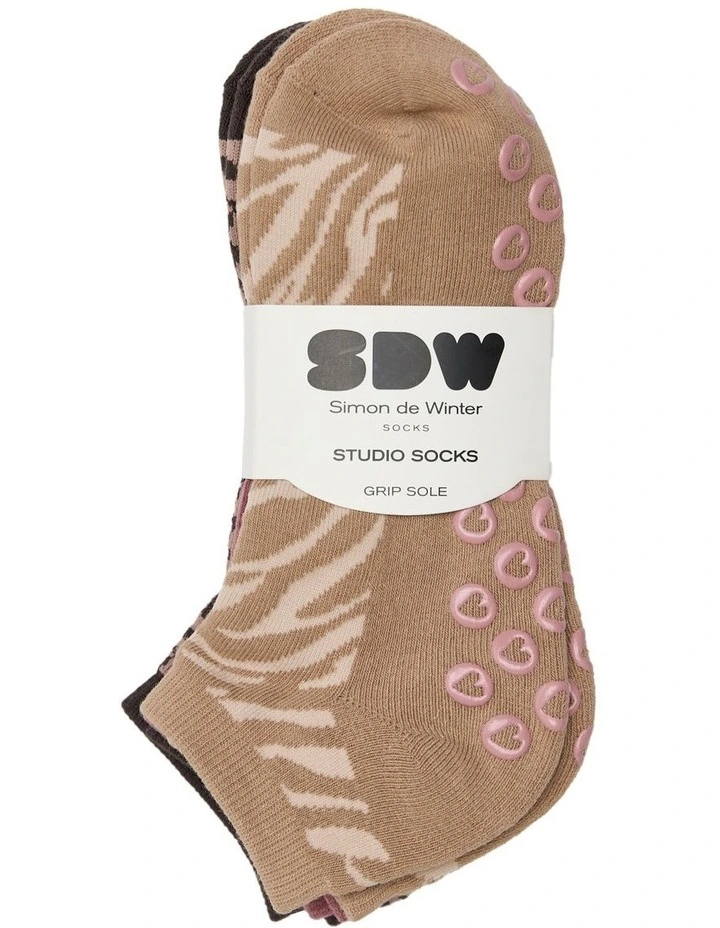 Patterned Grip Sole Low Cut Socks 3 Pack in Multi image 2