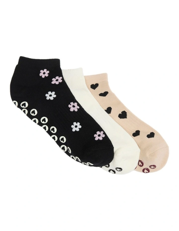 Patterned Grip Sole Low Cut Socks 3 Pack in Multi image 1