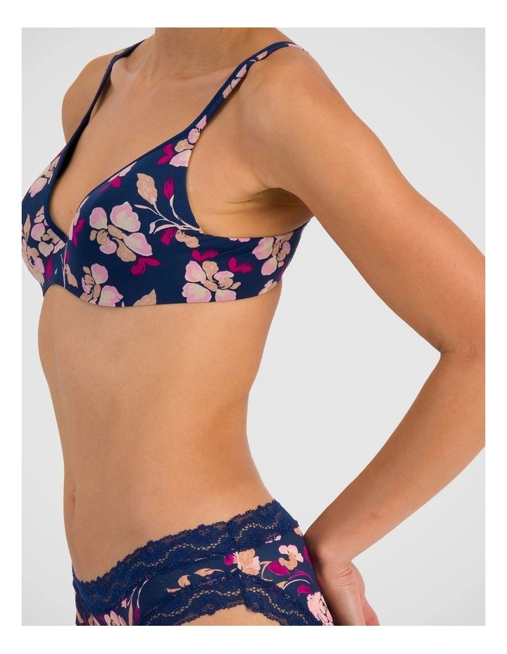 Barely There Contour Bra in Jardin De Minuit image 3