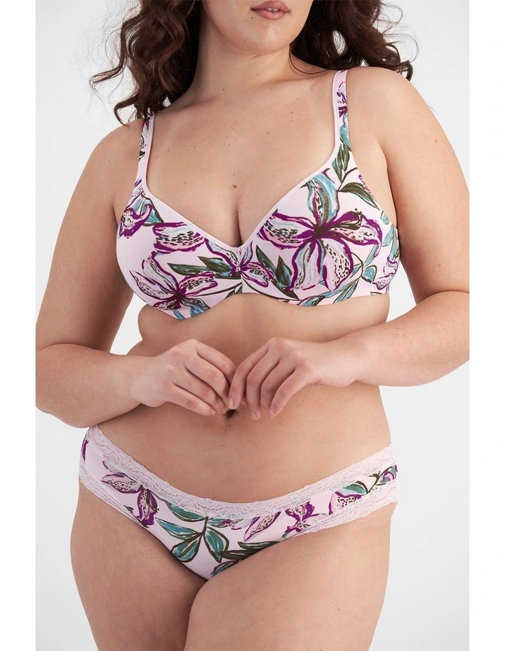 Barely There Contour Bra in Petite Lily image 4