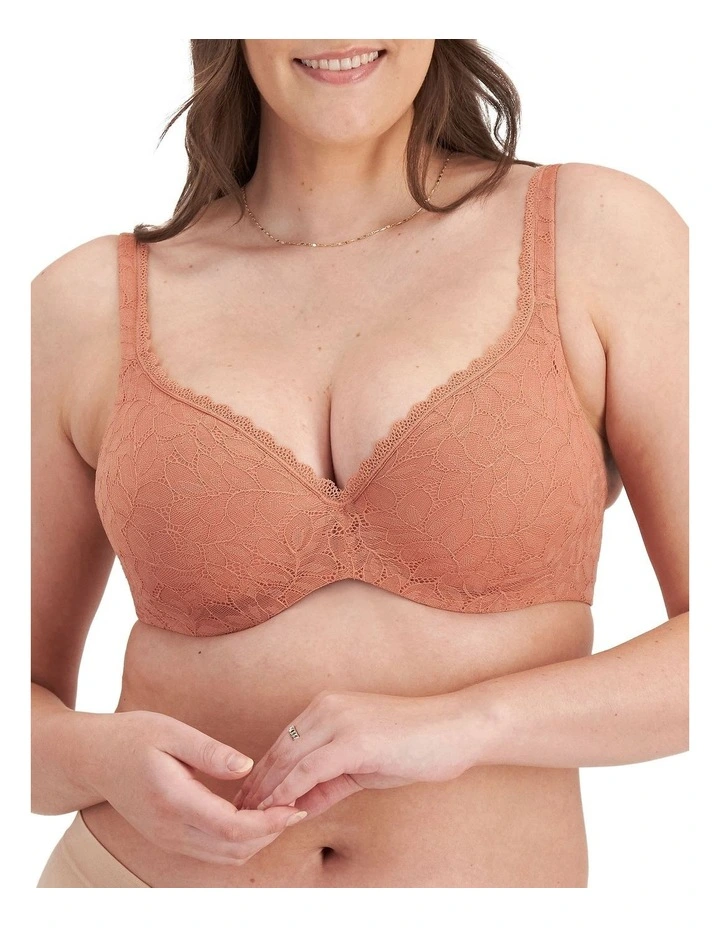 There Lace Contour Bra in Lie To Me image 1