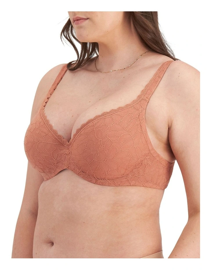 There Lace Contour Bra in Lie To Me image 2