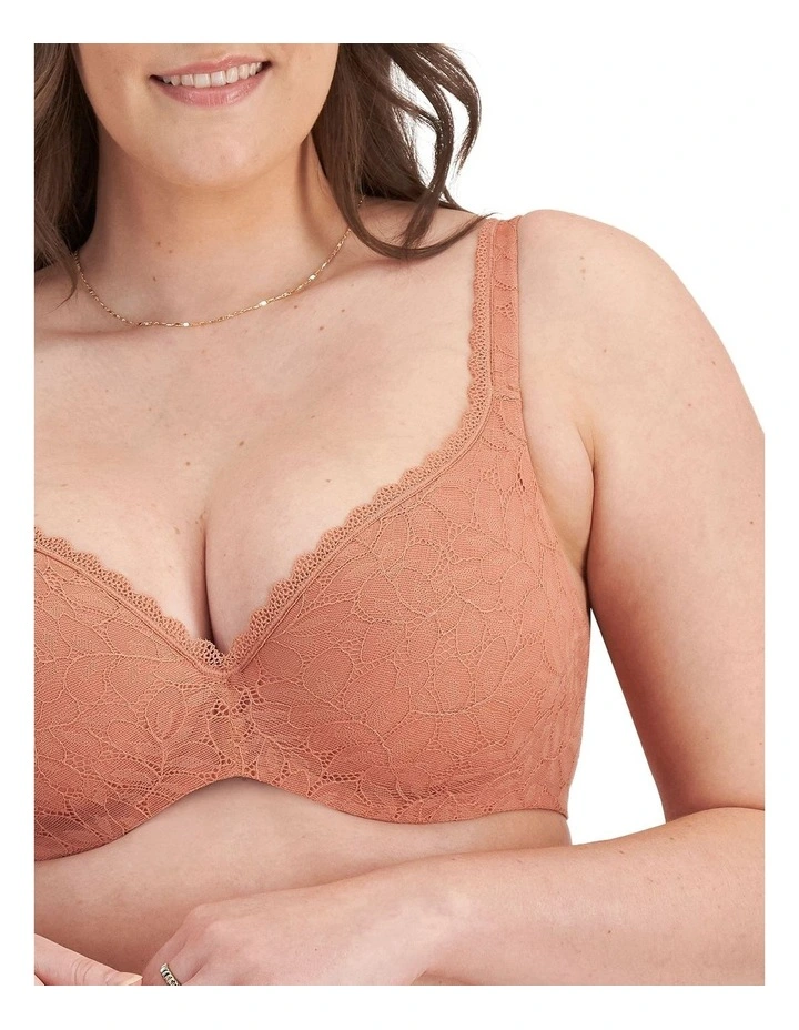 There Lace Contour Bra in Lie To Me image 5