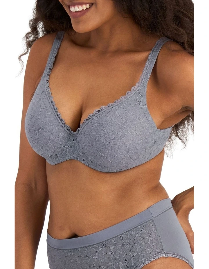 There Lace Contour Bra in Paris Purple image 3