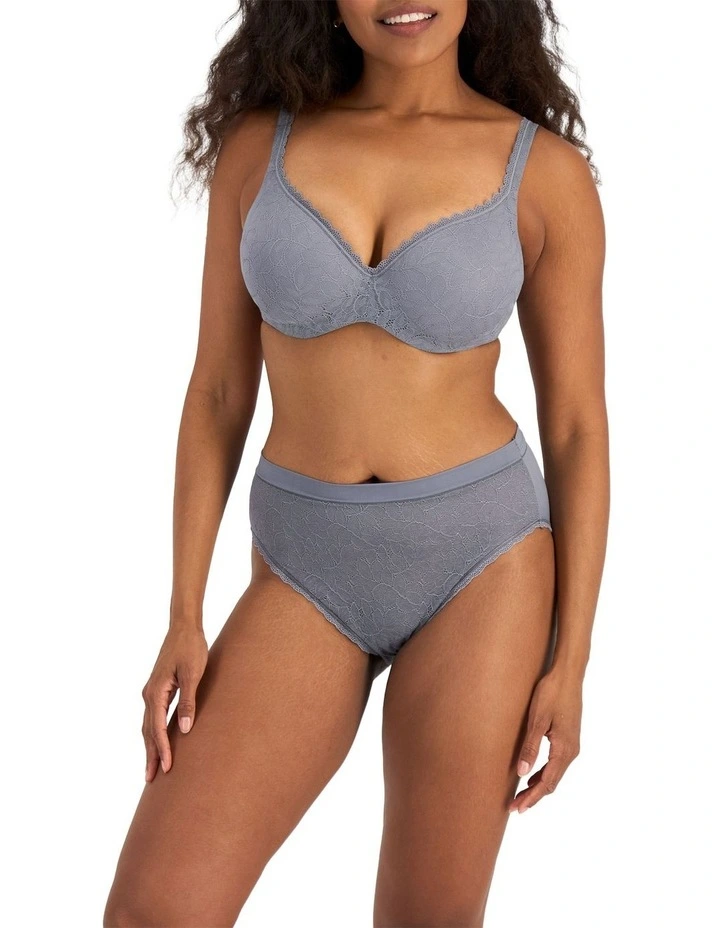 There Lace Contour Bra in Paris Purple image 4