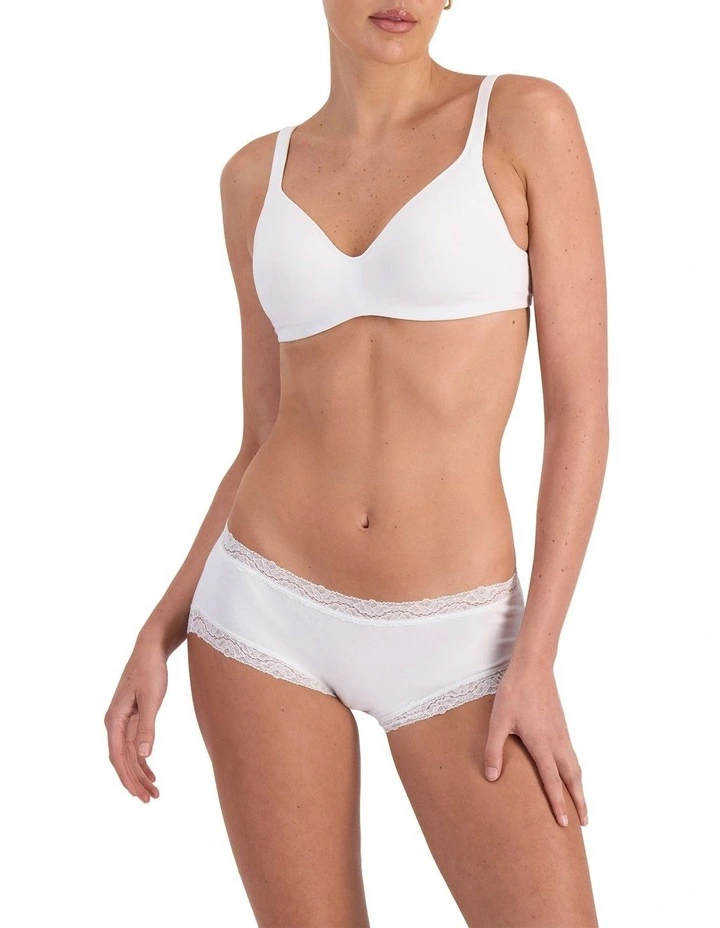 Barely There Breathe Wirefree Bra in White image 4