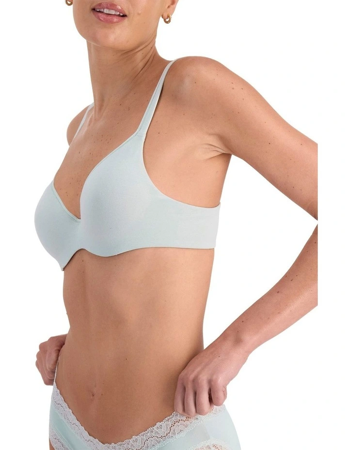 There Breathe T-shirt Bra in Spring Rain image 3