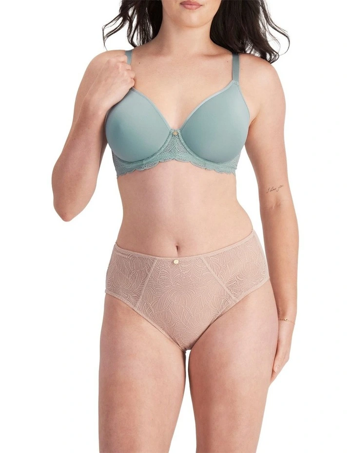 Lift & Shape T-Shirt Spacer Bra in Serene Blue image 4