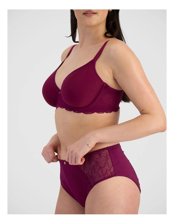 Lift & Shape T-Shirt Spacer Bra in Smoked Eggplant image 3