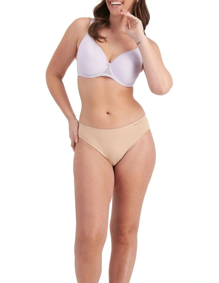 Lift And Shape Lace T-Shirt Bra in Candytuft image 4