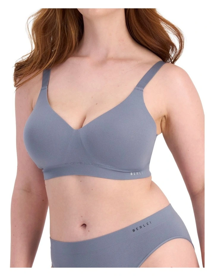 Understate Seamless Bra in Paris Purple image 3