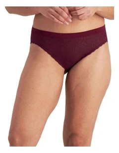 There Lace Bikini in Sweet Blackcurrant