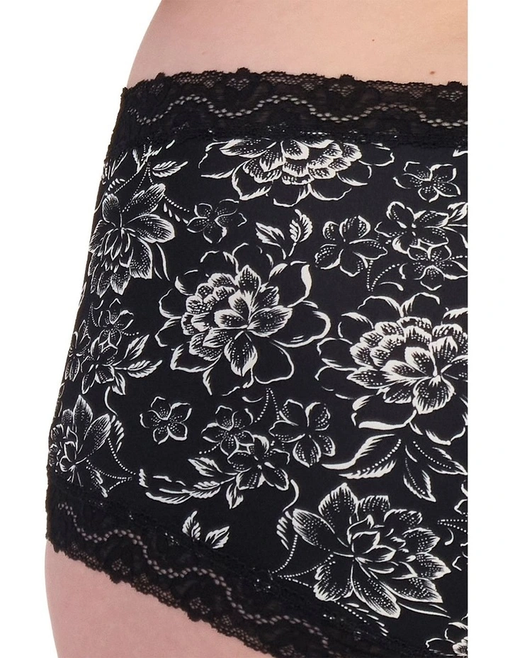 Marais Micro Full Brief in Romantica image 4