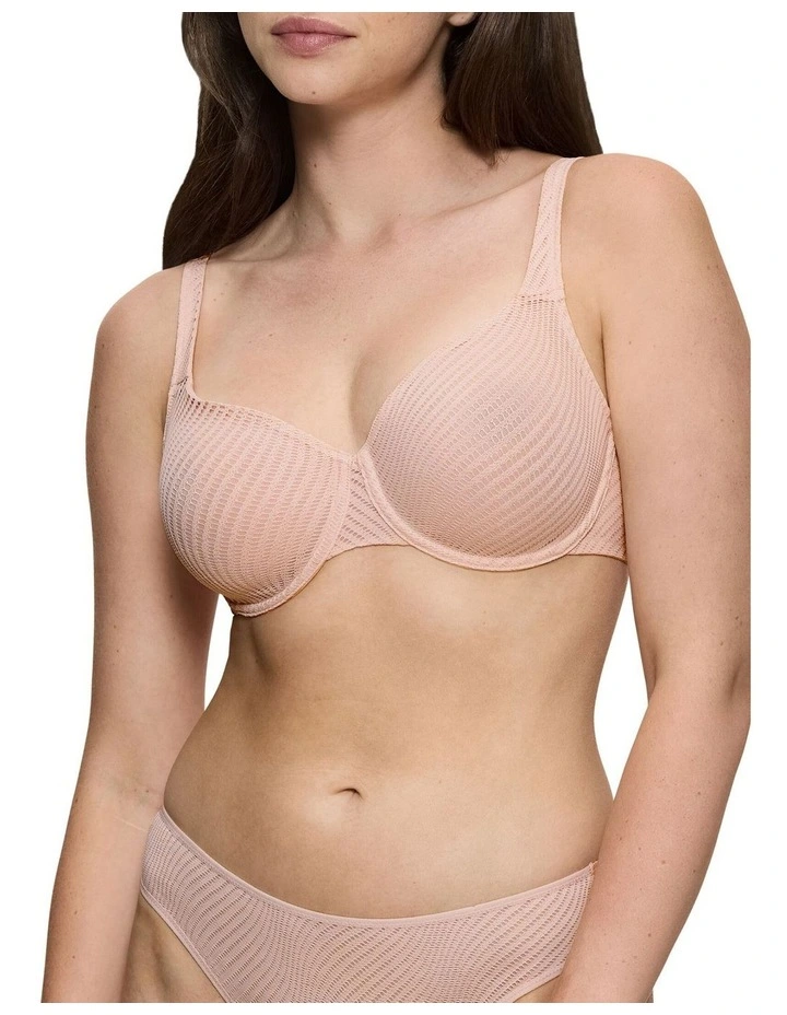 Harmony Spotlight Minimiser Bra in Pink image 1