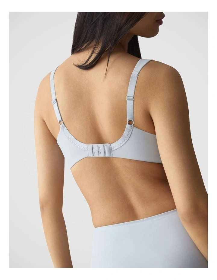 True Shape Sensation Minimiser Bra in Pearl Grey image 2