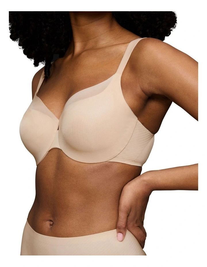 Body Make Up Illusion Curve Minimiser Bra in Beige image 3