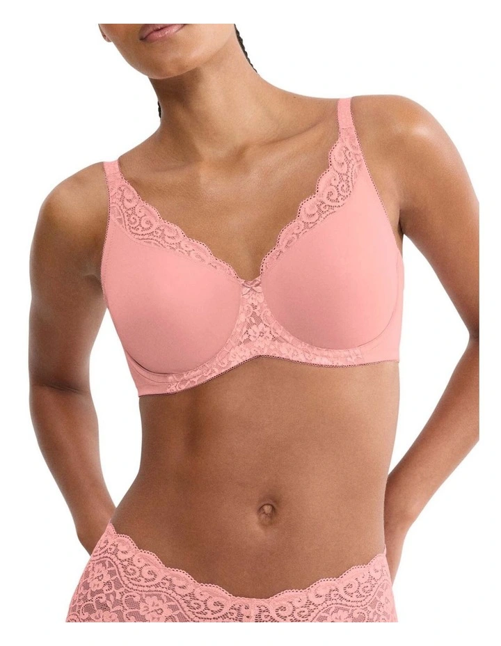 Amourette Minimiser Bra in Pink image 1