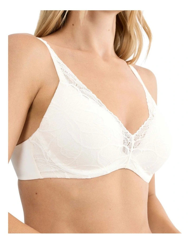 Body Make Up Illusion Lace  Wired Padded Bra in Ecru White image 3