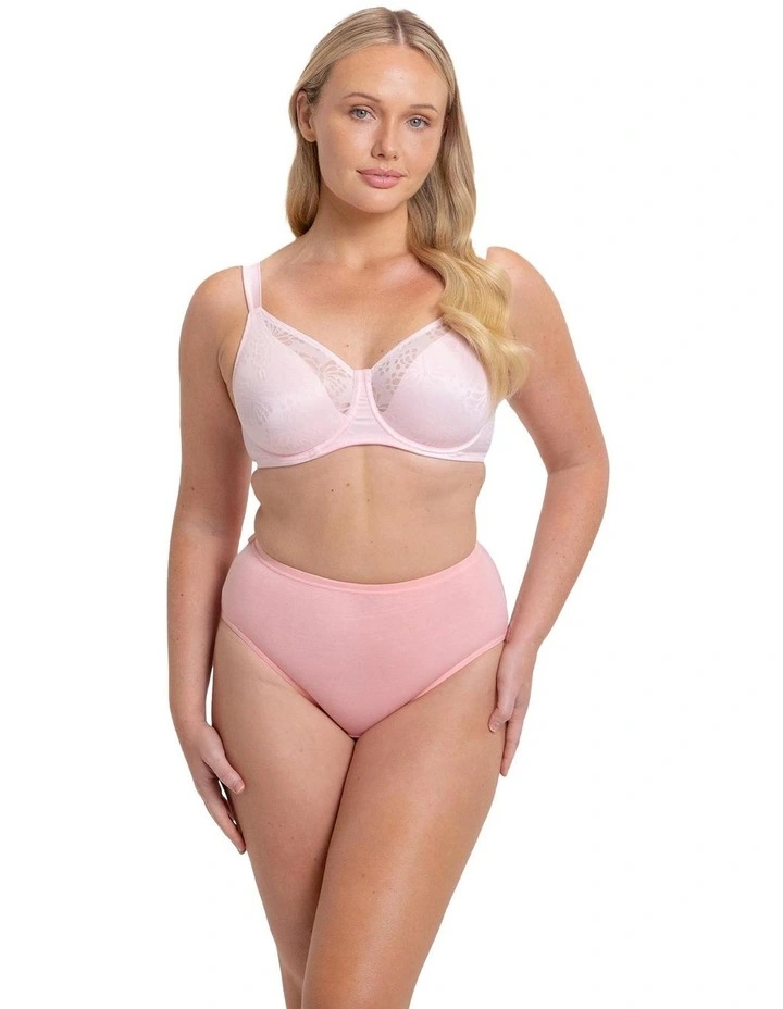 Lacy Minimiser Bra in Pink image 4